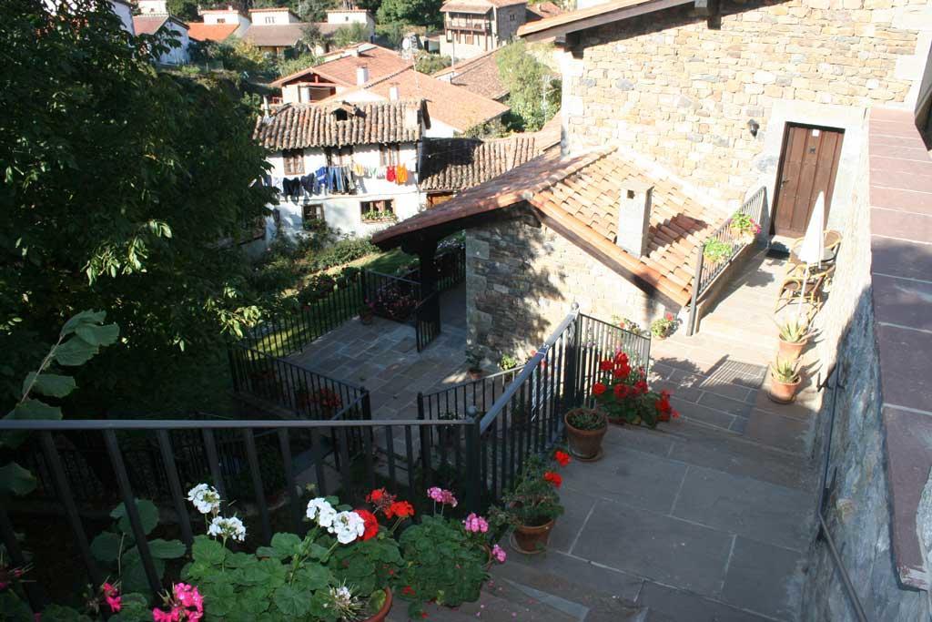 Apartamentos Casa De La Abuela 포테스 외부 사진