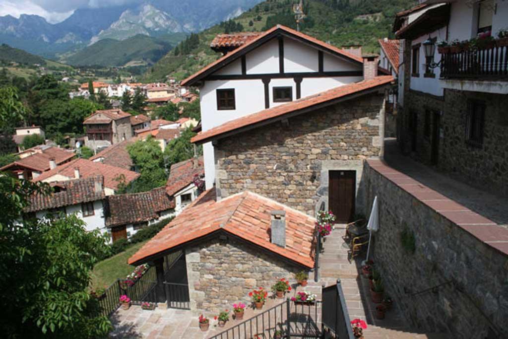 Apartamentos Casa De La Abuela 포테스 외부 사진